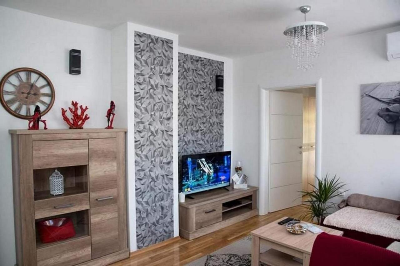 Apartmani Oaza ダルバル エクステリア 写真