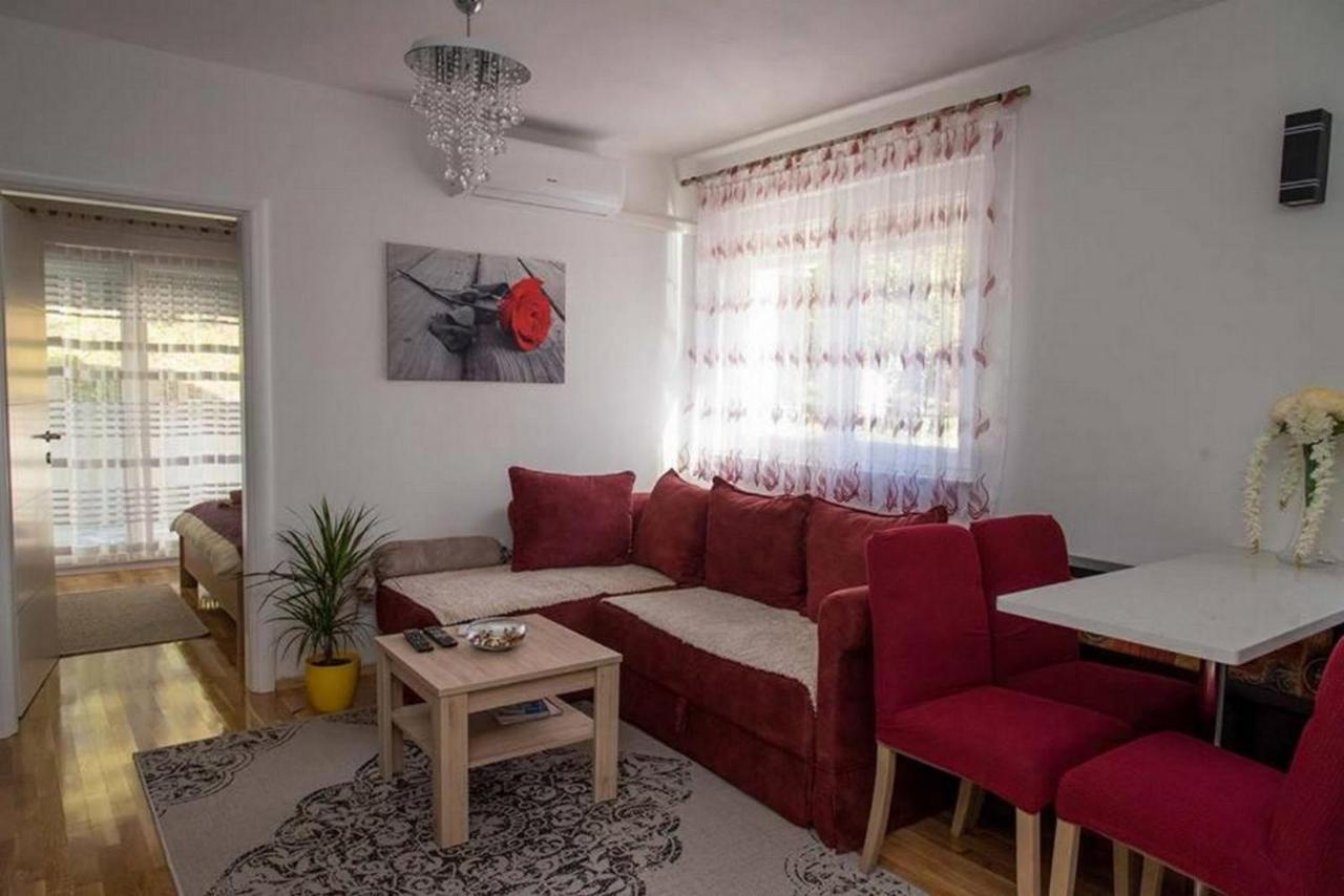 Apartmani Oaza ダルバル エクステリア 写真
